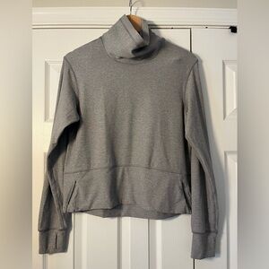 Lululemon Ready to Rulu Pullover Heathered Grey Size 4 EUC